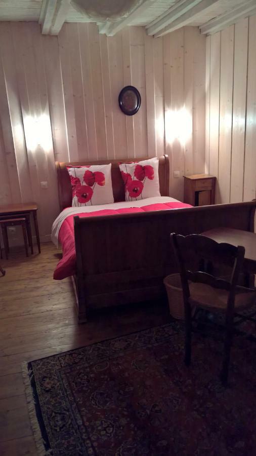 Chambre D Hote 1873 Frasne Exterior photo
